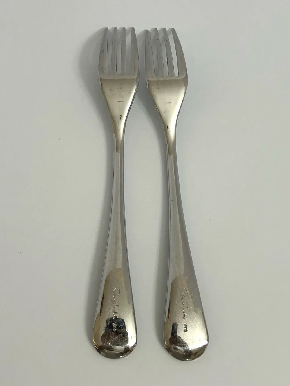 Robert Welch Aston 18/10 Stainless Steel Dinner Forks 8 1/8 (Set of 2)